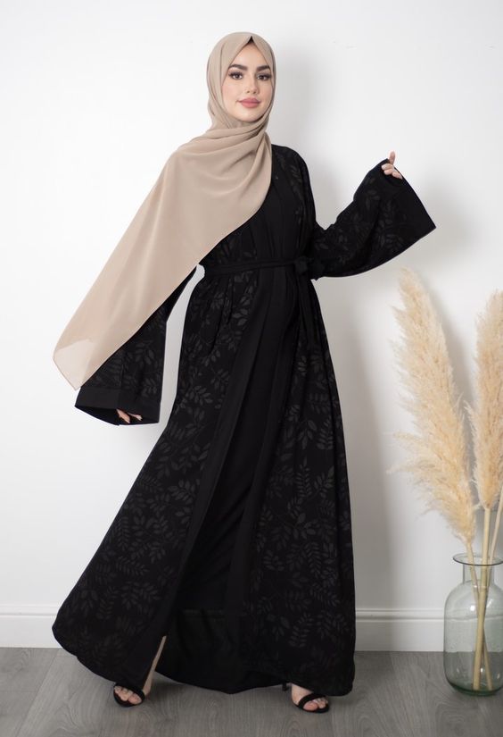 Koleksi gaun yang elegan dari Aaliya Collection